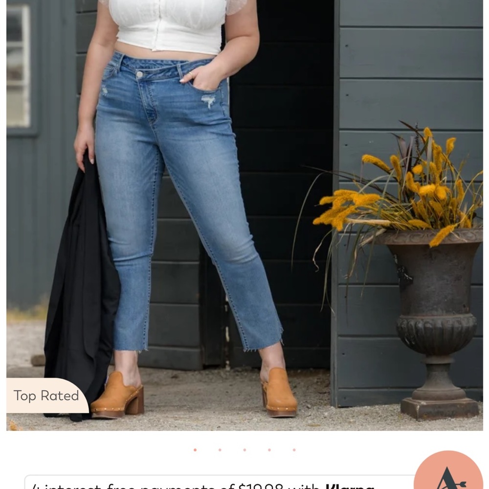 Never Worn, Arula Size 20 Straight Leg Jeans